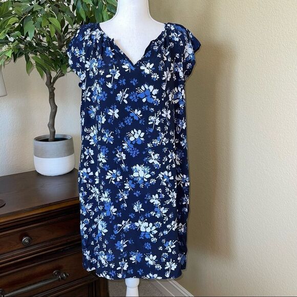 NWT Navy Blue Floral Gap Flutter Sleeve Dress Small - Picture 2 of 5